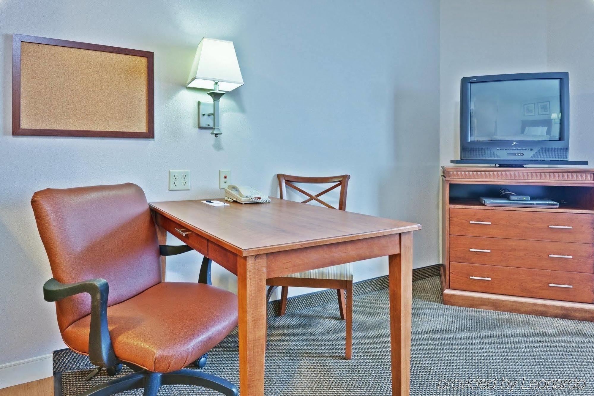 Candlewood Suites Fort Wayne - Nw By Ihg Quarto foto